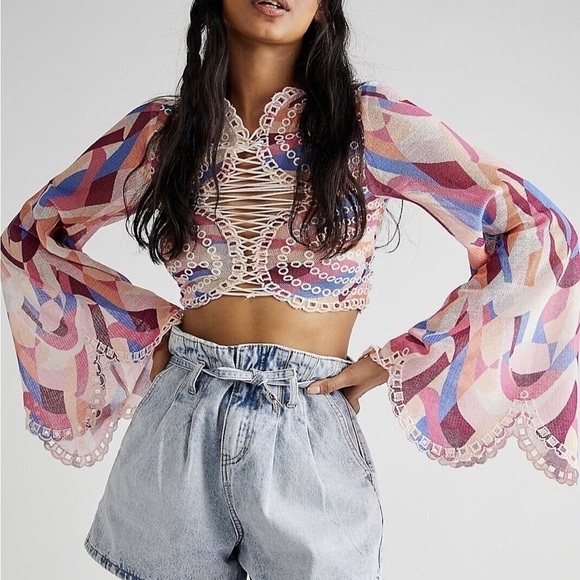 RARE-NWT-FREE People Eyes on You Bell Sleeve Eyelet Mesh Crop(Size:XLarge) - Picture 2 of 12